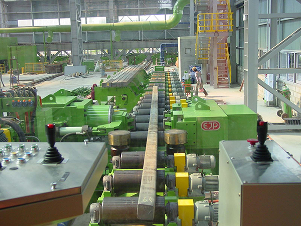 卧式压力矫主图